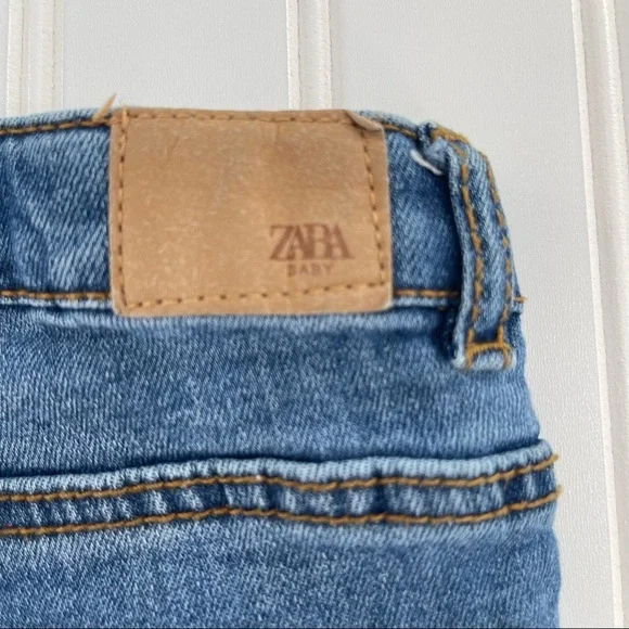 Zara Baby Distressed Jeans Size 3-4 Years - Picture 5 of 7